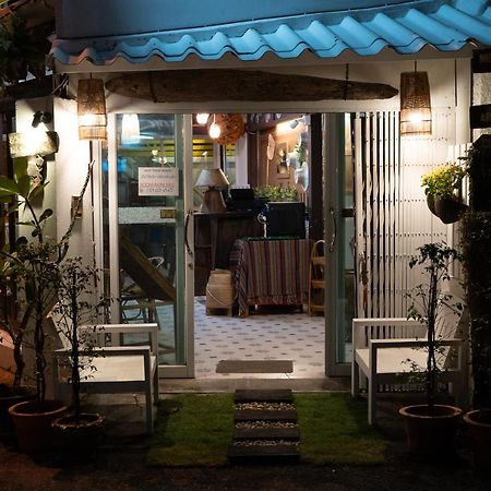 Past Tense Hostel Chiang Mai Eksteriør billede