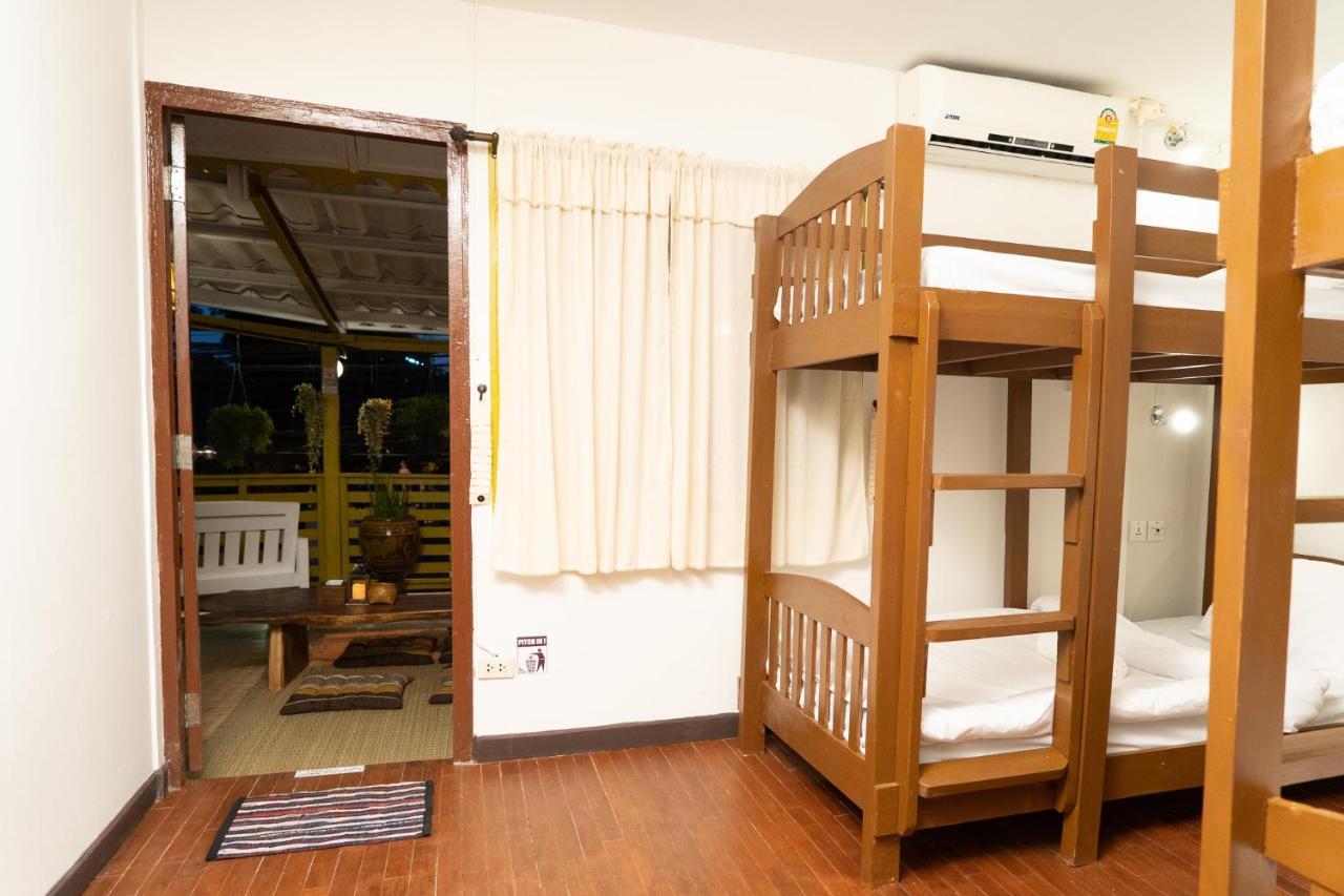 Past Tense Hostel Chiang Mai Eksteriør billede